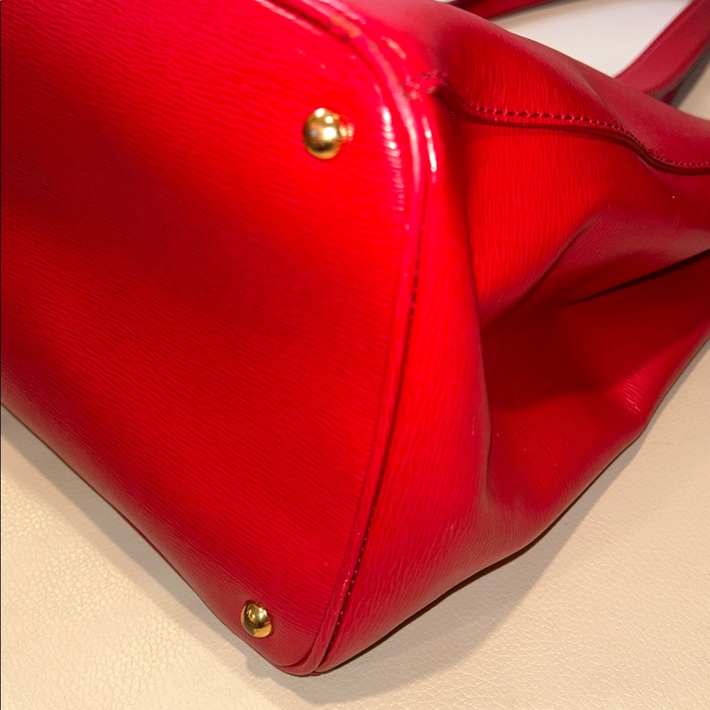 Lauren Ralph Lauren Red Newbury Classic Leather Tote - Picture 14 of 14